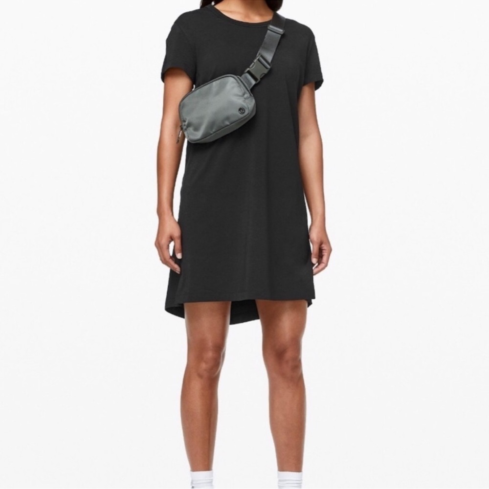 Lululemon Day Tripper Dress Black 12 NWT - Picture 2 of 7